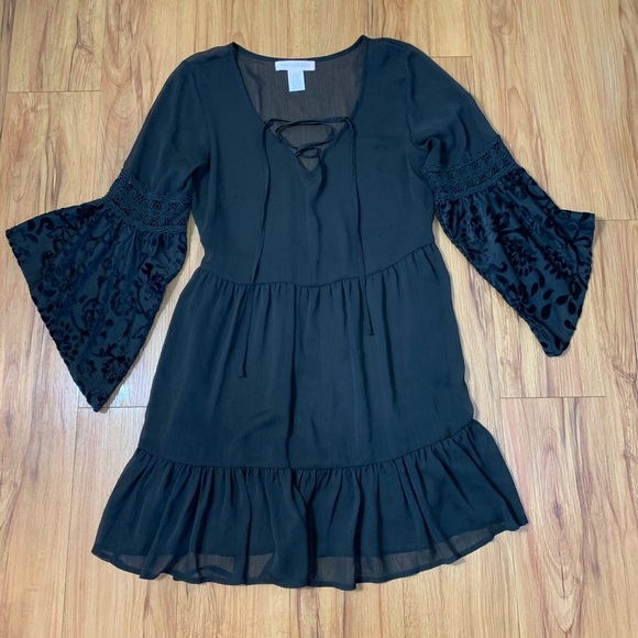 Band Of Gypsies Boho Bell Sleeve Ruffled Dress - Picture 4 of 12